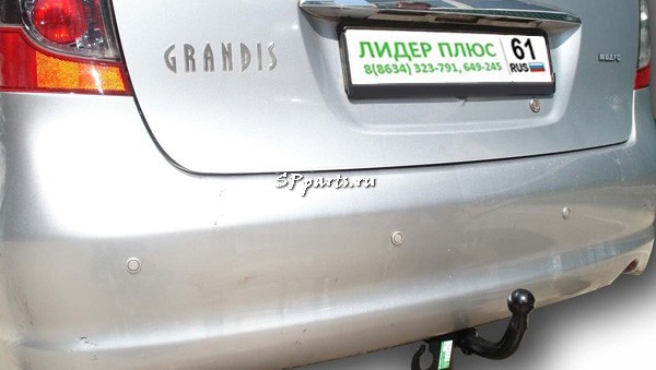 Фаркоп для Mitsubishi Grandis 2003-2011